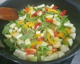Foto del paso 3 de la receta: Paella con verduras y pollo