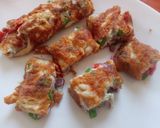 A picture of step 7 of Egg roll.