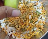 A picture of step 2 of Healthy Diet bhel.