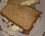 Foto del paso 3 de la receta: Sándwich huevo y tocineta