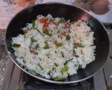 স্প্রিং অনিয়ন জিরা রাইস(spring onion jeera rice recipe in Bengali) রেসিপির ধাপ 4 ছবি