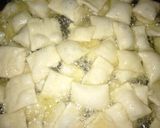 Foto langkah ke 5 dari resep Kerupuk bantal pedas manis.