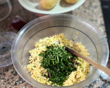 Foto del paso 3 de la receta: Donut salado 🫒 🥔 🧅 🍀
