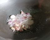 รูปขั้นตอนการทำที่ 5 ของ ไข่เจียวชะอม สูตรดับเบิ้ลความหอม