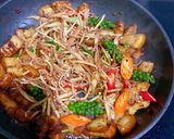 รูปขั้นตอนการทำที่ 3 ของ ผัดเผ็ดหมูป่า