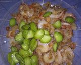 Foto langkah ke 2 dari resep Udang pete balado.