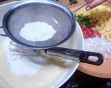 عکس مرحله 4 از دستور "کیک سیب زمینی مخلوط" غذای ساده و سریع
