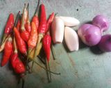 Foto langkah ke 1 dari resep Ayam kuah kecap.