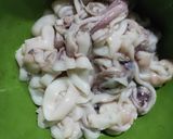 Foto langkah ke 1 dari resep Cumi Sambal Bawang.
