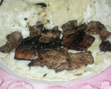 Foto del paso 5 de la receta: Carne con hongos
