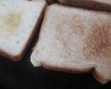 A picture of step 2 of Mushroom corn toast.