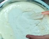 Foto langkah ke 4 dari resep Marmer Sponge Cake.