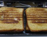 A picture of step 3 of Rajma Paneer Cheese Sandwich.