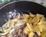 Nikujaga (Japanese Stewed Beef And Potato) langkah memasak 2 foto