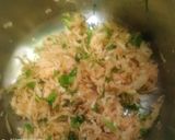A picture of step 2 of Mooli paratha.