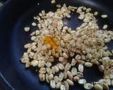 A picture of step 5 of Spicy masala peanuts.