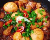 Hình bước làm 3 của món Thịt trứng kho bia