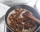 Foto langkah ke 5 dari resep Tumis kerang pedas.