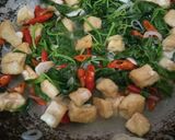 Foto langkah ke 3 dari resep Tumis Bayam Tahu.