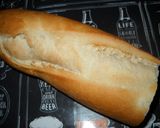 Foto del paso 1 de la receta: Tapas con pan de ayer (y lo que había)