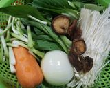 Hình bước làm 1 của món Miến trộn thập cẩm