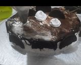 A picture of step 9 of Oreo Chocolate marble cake.