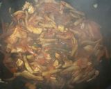 A picture of step 4 of Kimchi fried rice (chicken).