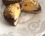 Foto del paso 8 de la receta: Champiñones Portobello rellenos de huevo de codorniz y queso feta griego