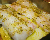Foto del paso 3 de la receta: Merluza en salsa verde