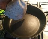 صورة لخطوة 2 من وصفة خبز الصاج الصحي