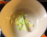A picture of step 2 of Clean green noodle soup - vegan.