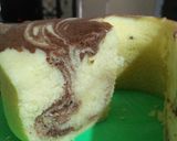 Foto langkah ke 8 dari resep Bolu belang kukus.