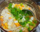 Foto langkah ke 4 dari resep Sup Bening Jamur.