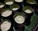 Foto langkah ke 5 dari resep Kue Putu Bambu.