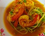 รูปขั้นตอนการทำที่ 5 ของ แกงส้มกุ้งต้นอ่อนทานตะวัน