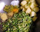A picture of step 2 of Fenugreek and potato sabji.