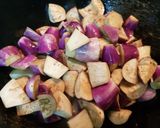 A picture of step 4 of Spicy Brinjal Masala.