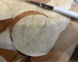 A picture of step 1 of Tortilla cups.