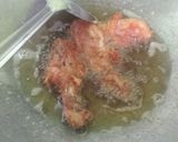 Foto langkah ke 5 dari resep Ayam goreng kremes kelapa.