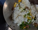 Foto langkah ke 5 dari resep Nasi Goreng Bakso.