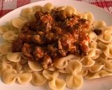 Foto del paso 3 de la receta: Corbatitas con salsa de carne al Merkén