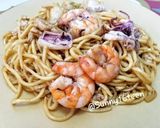 Foto langkah ke 6 dari resep Hokkian Fried Noodles.
