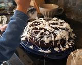 Une image de l'étape 9 de 33• 🕷 Gâteau d'Halloween Choco-Oreo et sa terrifiante araignée 🕷.