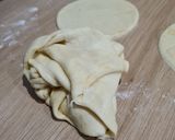 Une image de l'étape 6 de Chaussons au fromage et béchamel.