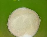 Hình bước làm 1 của món Doughnut Xúc Xích