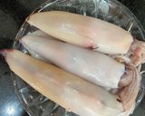 Hình bước làm 2 của món Mực dồn thịt rim nước mắm