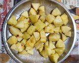 আপেল কেক উইথ টুটিফ্রুটি ও চকোলেট সস(apple cake with tutti frutti chocolate sauce recipe in bengali) রেসিপি ধাপ - 7 ছবি