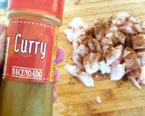 Foto del paso 2 de la receta: Arroz Currypollo con Aguacate