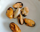 Foto del paso 2 de la receta: Ensalada de arroz y mejillones