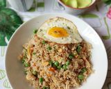 Foto langkah ke 6 dari resep Nasi Goreng Hongkong.